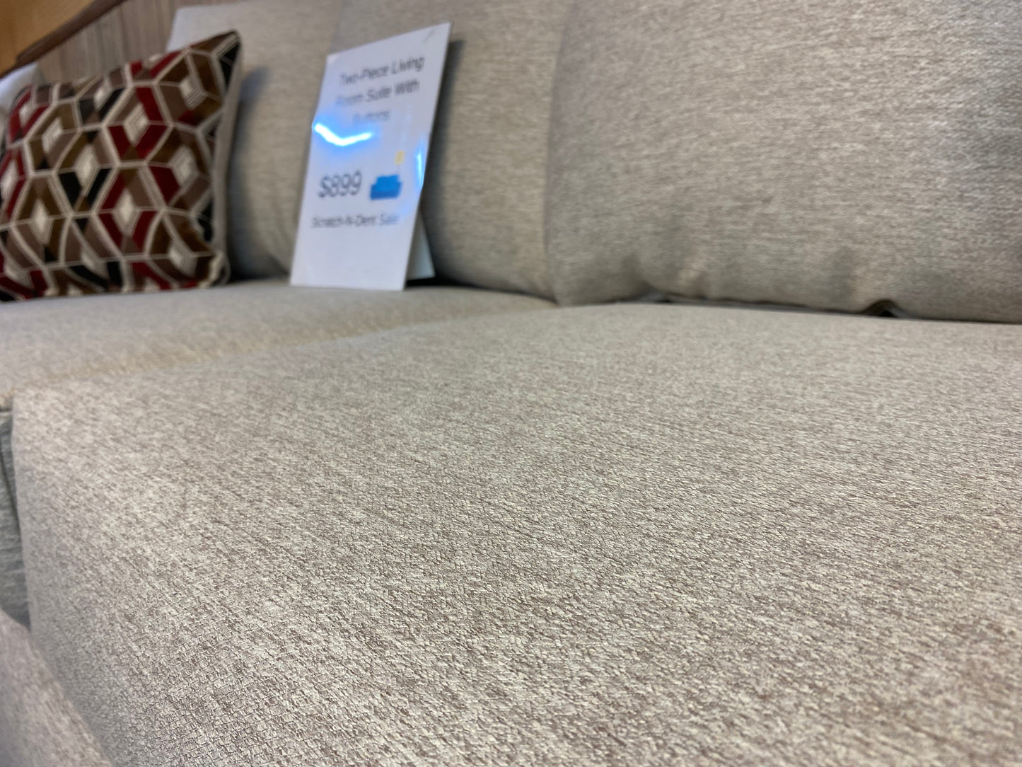 Cream, Buttoned Living Room Suite