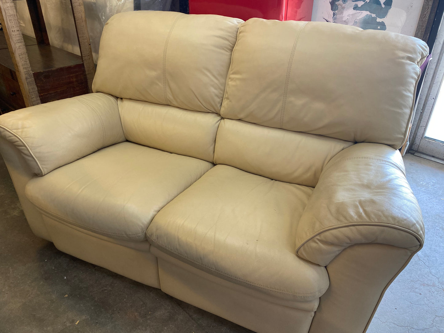 Reclining Loveseat (Preowned)